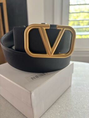 VLogo Belt Black